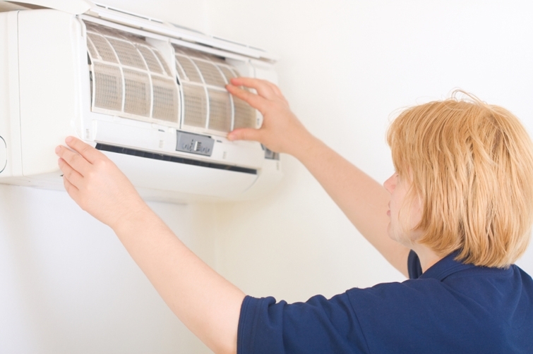 5 DIY Ways to Clean Your Air Conditioner